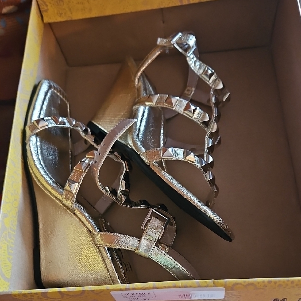 Mix No. 6 Metallic Wedge Sandals